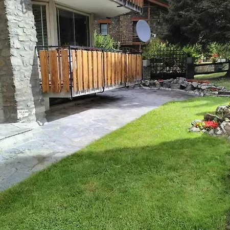 Lo Tzante Family House View On Mont Blanc * Courmayeur